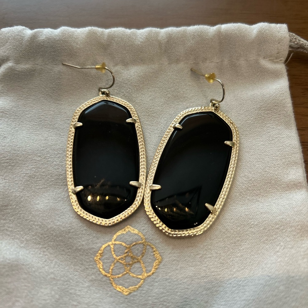 Kendra Scott Black and Gold Earrings